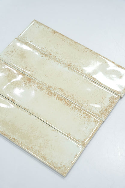 Vertical Plank Tile with Rusted Borders