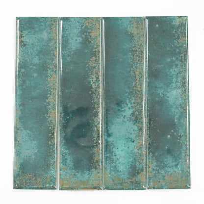 Vertical Plank Tile with Rusted Borders